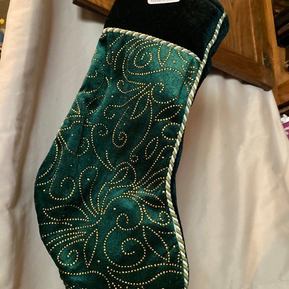 GREEN AN SPARKLING GOLD TRIMMED OUT CHRISTMAS NEW - Picture 2 of 3